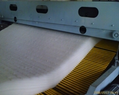 Édredon non-tissé de tissu d'industrie faisant la machine 4.5m pour l'ouate libre de colle
