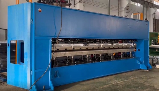 Nouveau type de machine de perçage pré-aiguille à grande vitesse / métier à tisser pré-aiguille avec dispositif de dépoussiérage HYGZ-460