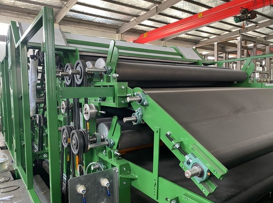 3Ligne de production de tissus non tissés perforés à l'aiguille de largeur de 0,2 m pour serviettes pour tapis géotextiles