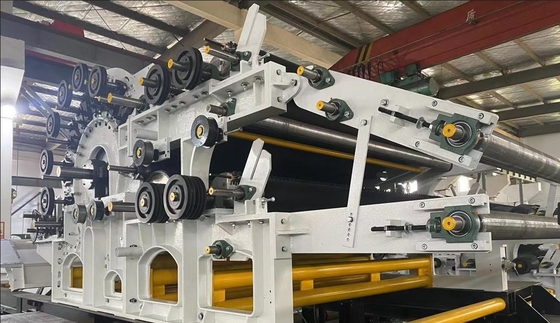 2.3m largeur de travail machine à cartonner non tissée cylindre unique et double structure Doffer